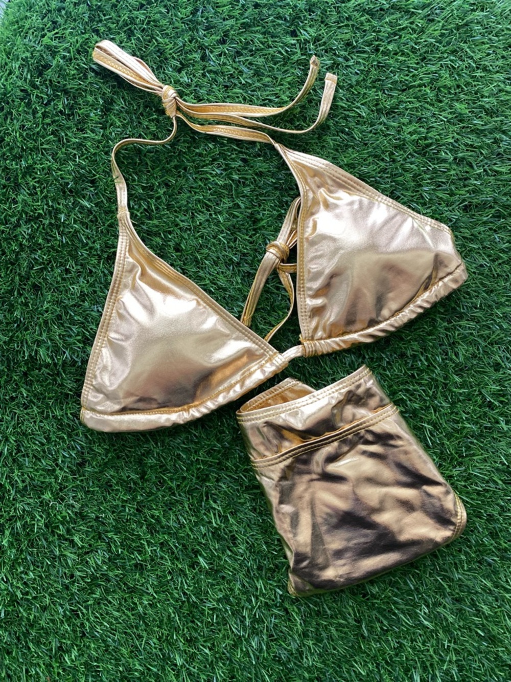 YAUASOPA Gold Metallic Bikini Set Size M NWOT - Picture 7 of 12